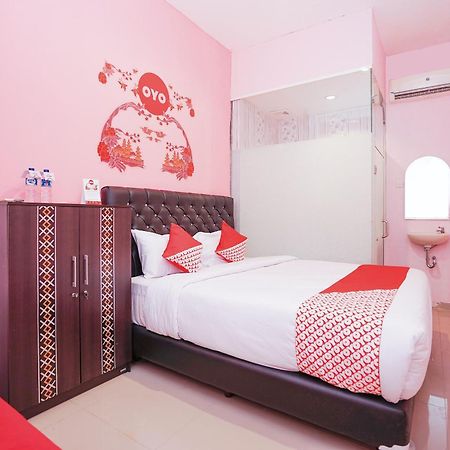 Hotel O Juanda Near Terminal International Juanda Brebek Exterior foto
